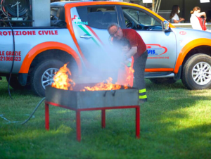 Scopri di più sull'articolo Pompieropoli e Defibrillation Day: con i nostri volontari, per divertirsi ed imparare